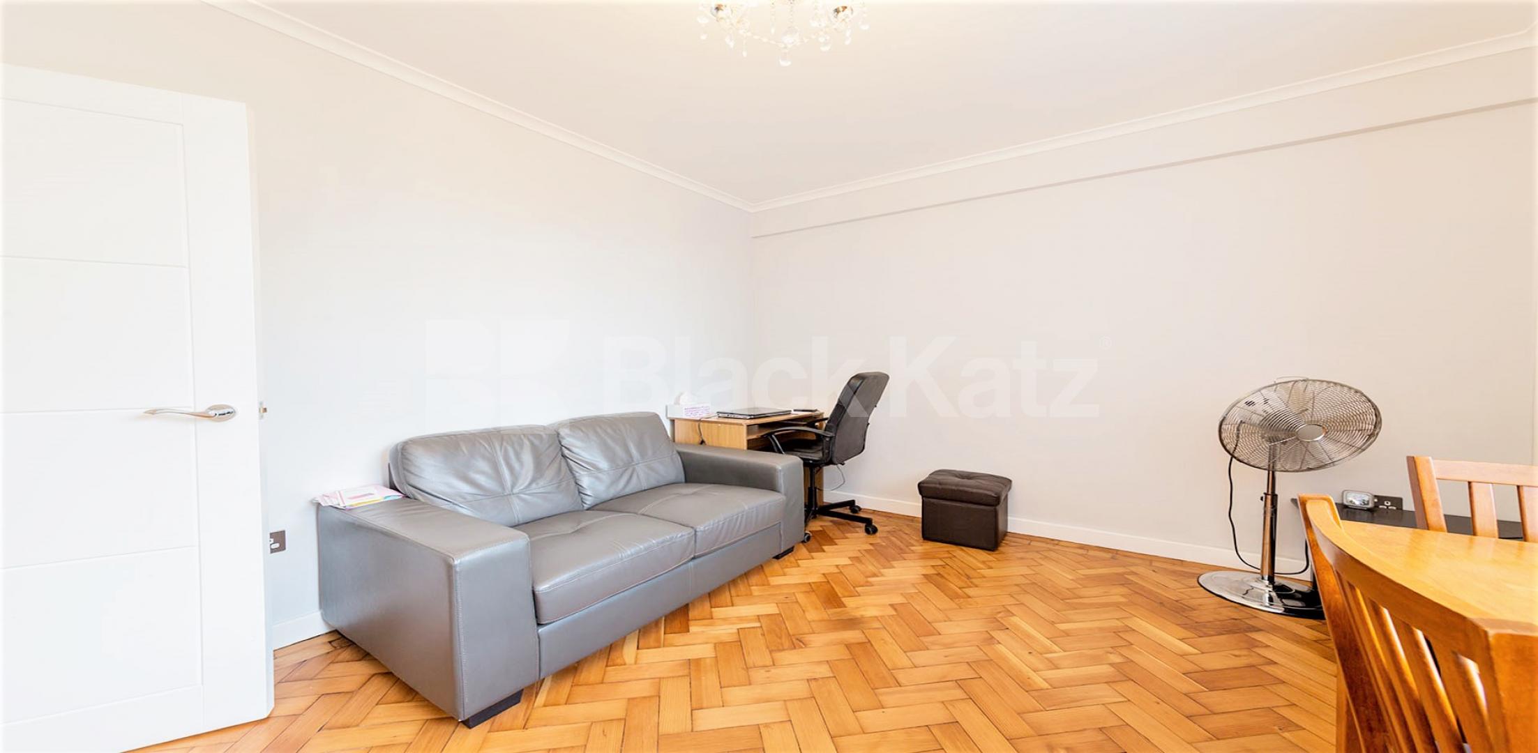 			HEATING and HOT WATER INCLUDED, 1 Bedroom, 1 bath, 1 reception Flat			 The Grampians, Shepherds Bush Road, Shepherds Bush